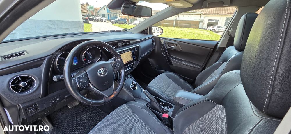 Toyota Auris 1.8 VVT-i Automatik Executive - 11