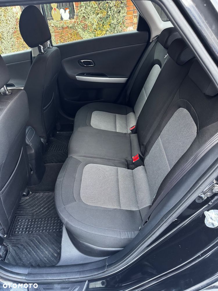 Kia Ceed 1.6 CRDi 136 ISG Dream Team Edition - 9