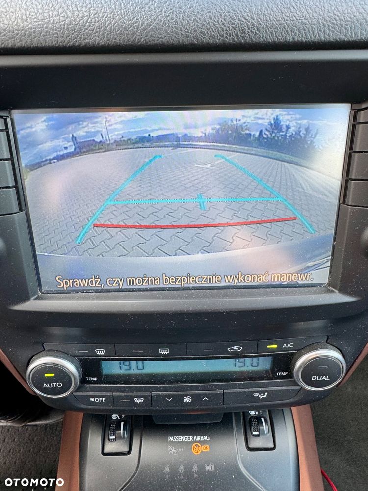 Toyota Avensis 2.0 D-4D Prestige - 34