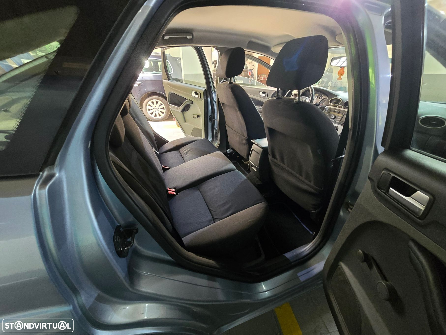 Ford Focus 1.6 TDCi Ghia - 9