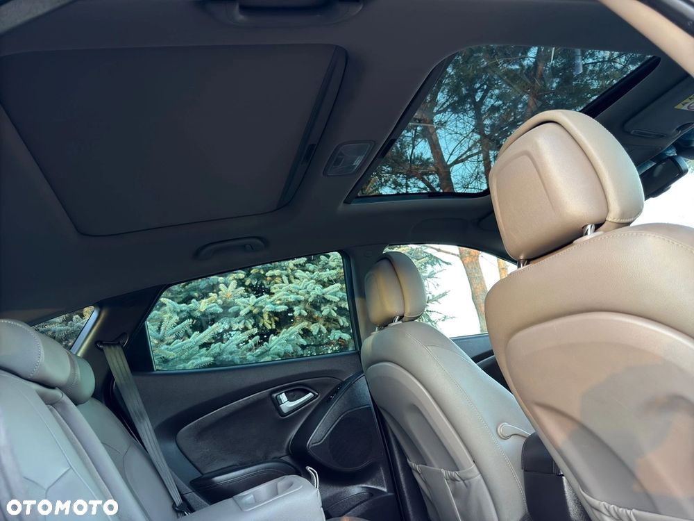 Hyundai ix35 1.6 2WD Fifa World Cup Edition - 18