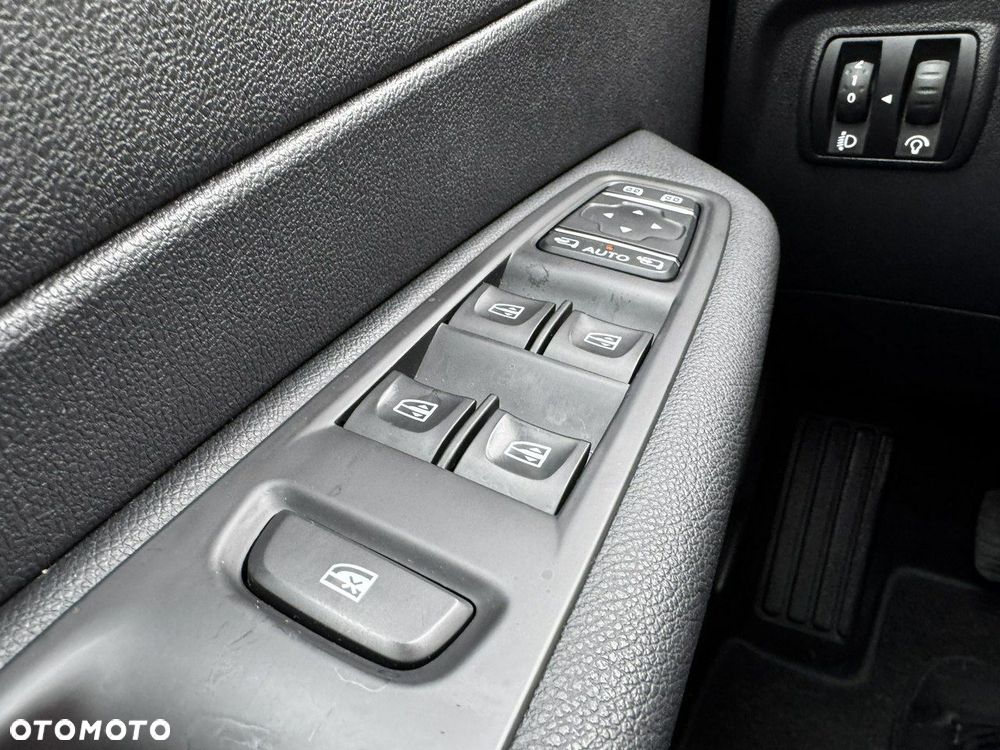 Renault Captur 0.9 Energy TCe Limited - 25