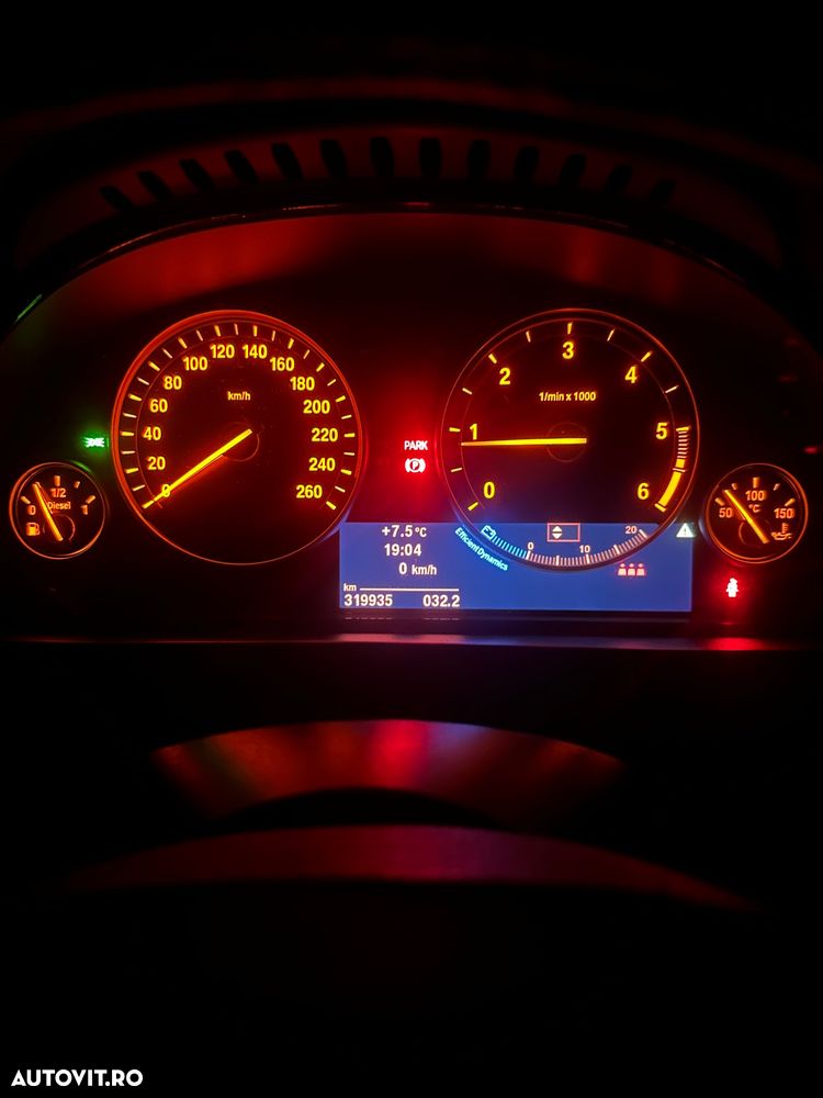 BMW Seria 5 520d - 16