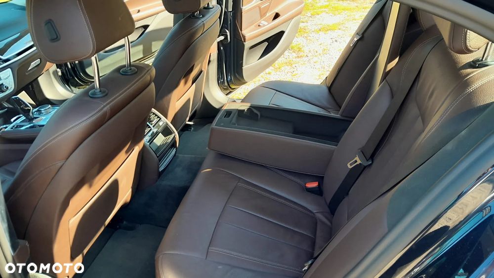 BMW Seria 7 - 14