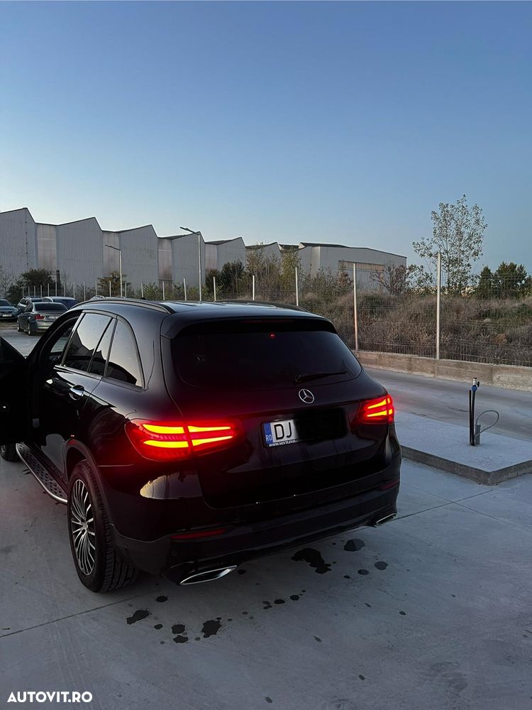 Mercedes-Benz GLC - 3