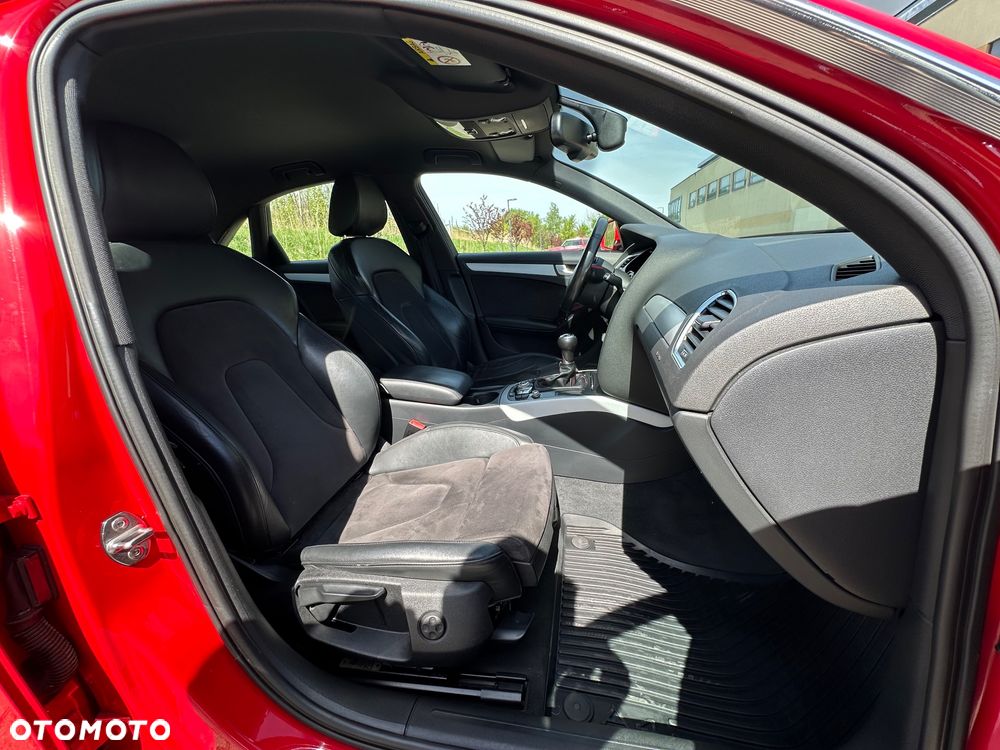Audi A4 Limousine 1.8 TFSI S line Sportpaket - 22