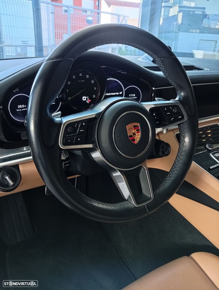 Porsche Panamera Sport Turismo 4 E-Hybrid Platinum Edition - 19