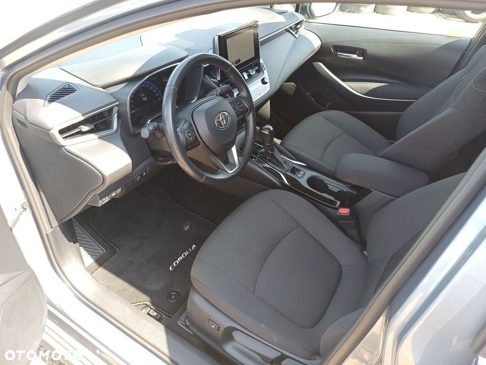 Toyota Corolla - 9