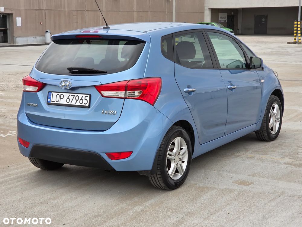 Hyundai ix20 1.4 Premium - 4