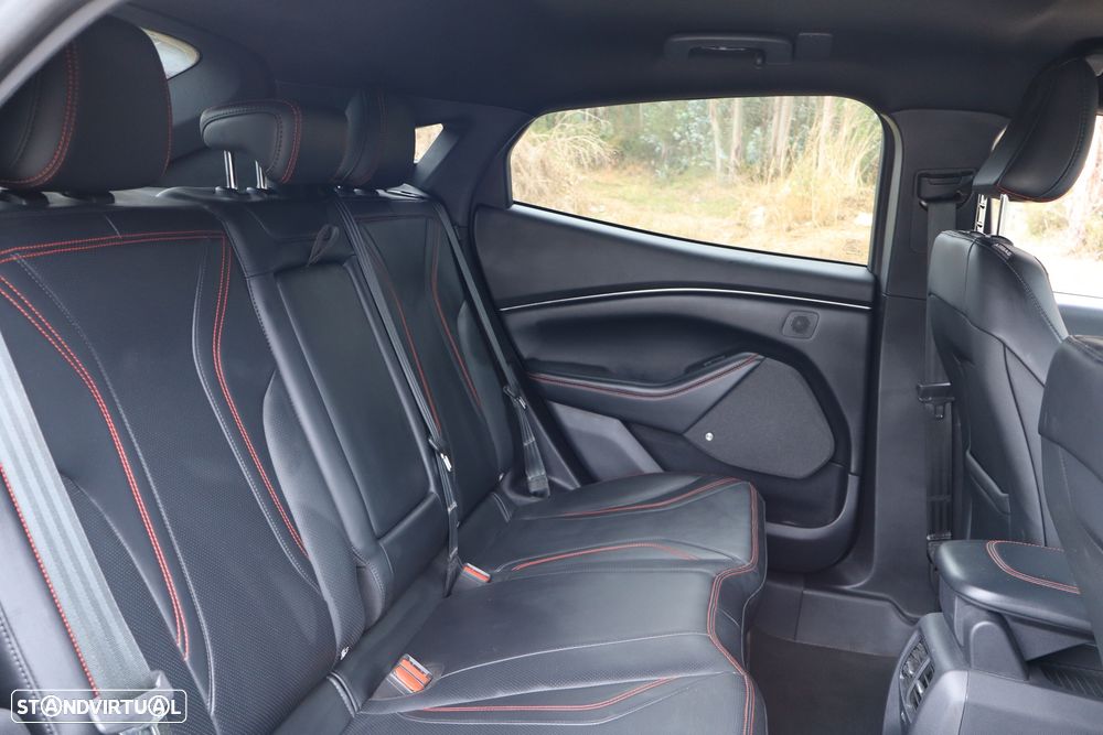 Ford Mustang Mach-E AWD PREMIUM - 10