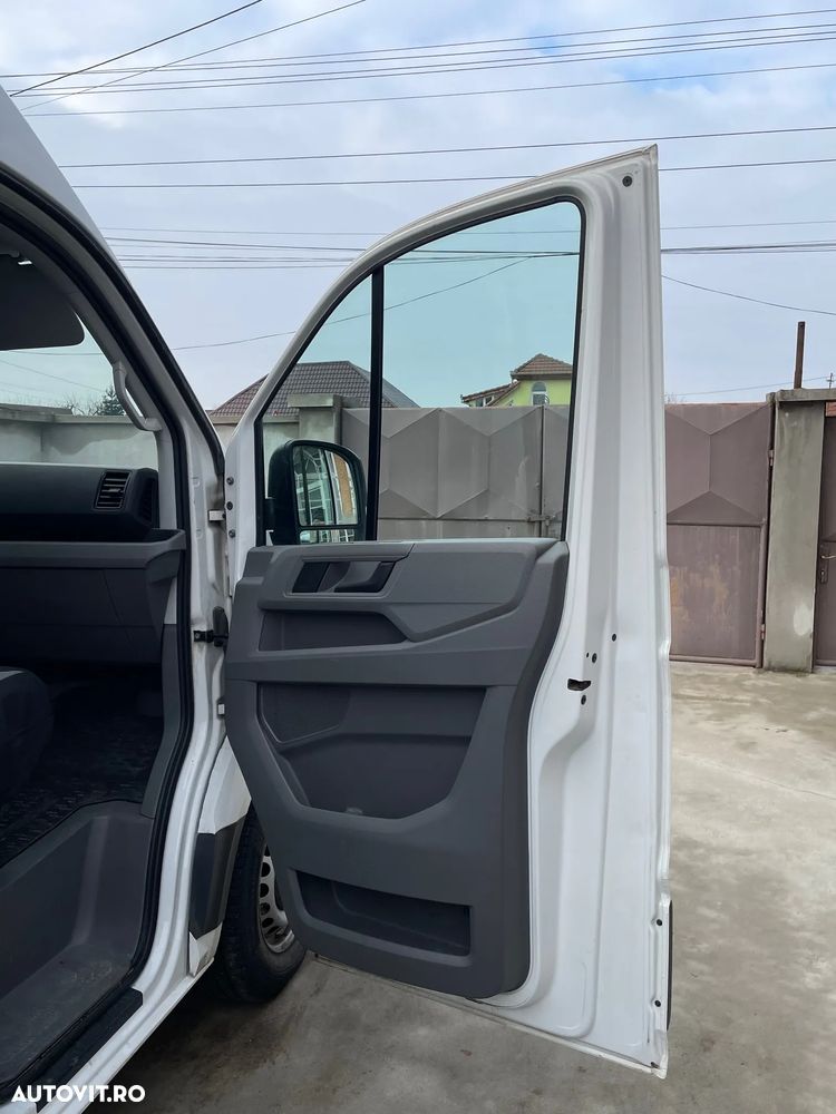 Volkswagen Crafter - 25