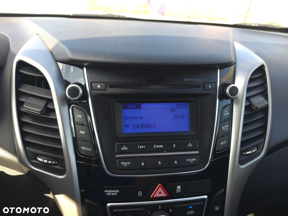 Hyundai i30 blue 1.4 Classic - 23