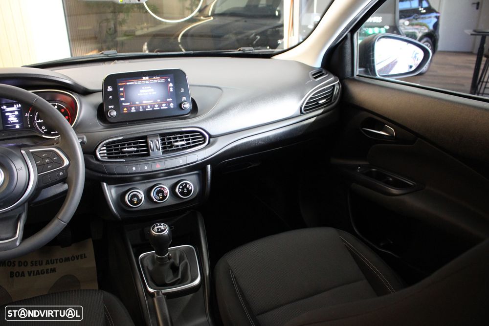 Fiat Tipo 1.3 MultiJet Life - 31