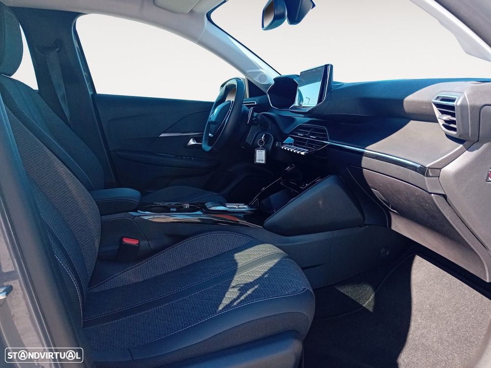 Peugeot 208 1.2 Hybrid Allure e-DCS6 - 15