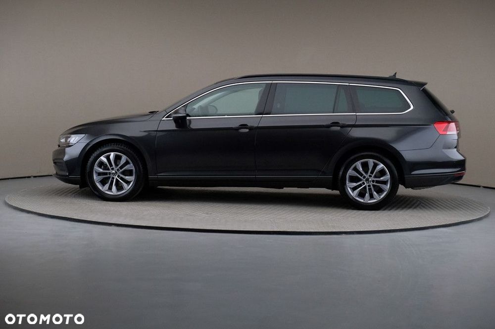 Volkswagen Passat Variant 1.5 TSI EVO Business DSG - 4