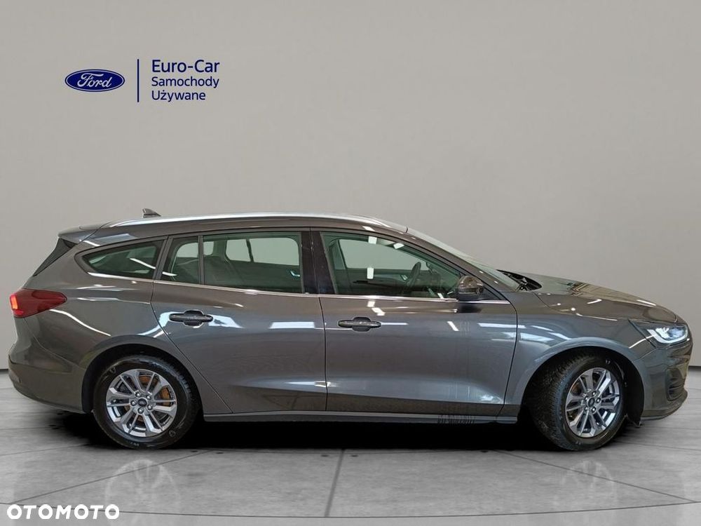 Ford Focus 1.5 EcoBlue STart-Stopp-System TITANIUM - 4