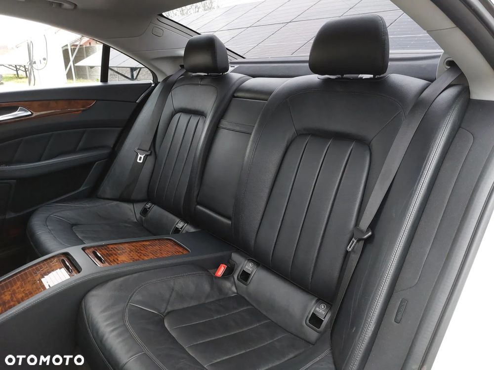 Mercedes-Benz CLS 350 CDI BlueEff - 12
