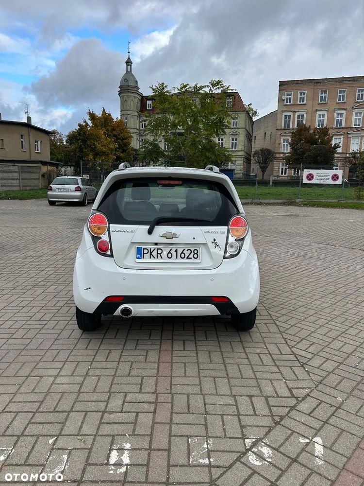 Chevrolet Spark 1.0 - 9