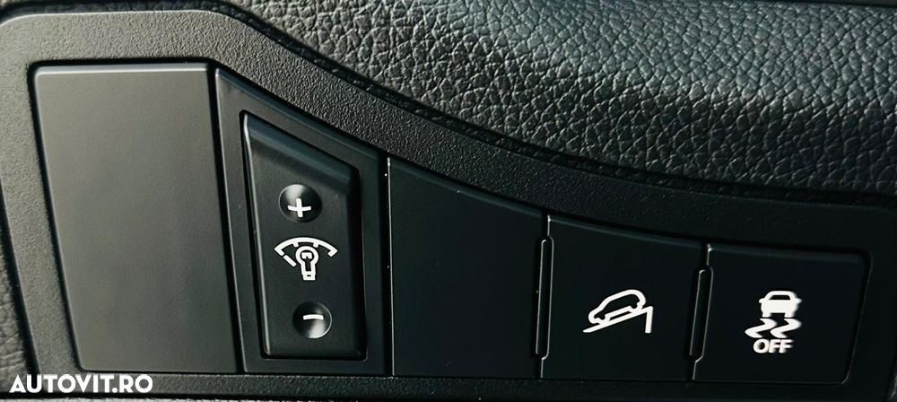 Kia Sportage 1.7 CRDI 2WD ISG Dream-Team Edition - 13