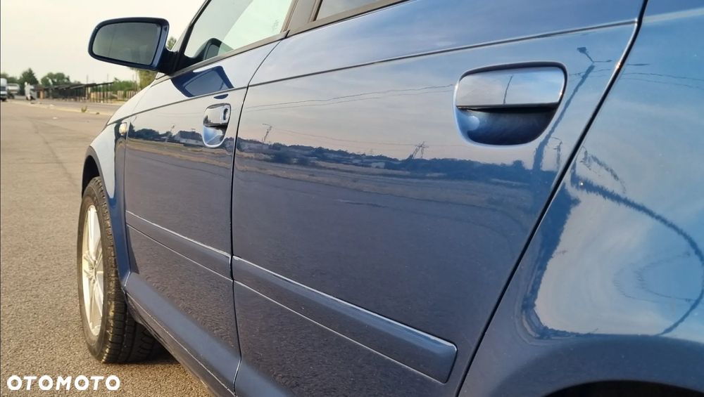 Audi A3 Sportback 2.0 TDI Ambiente - 17