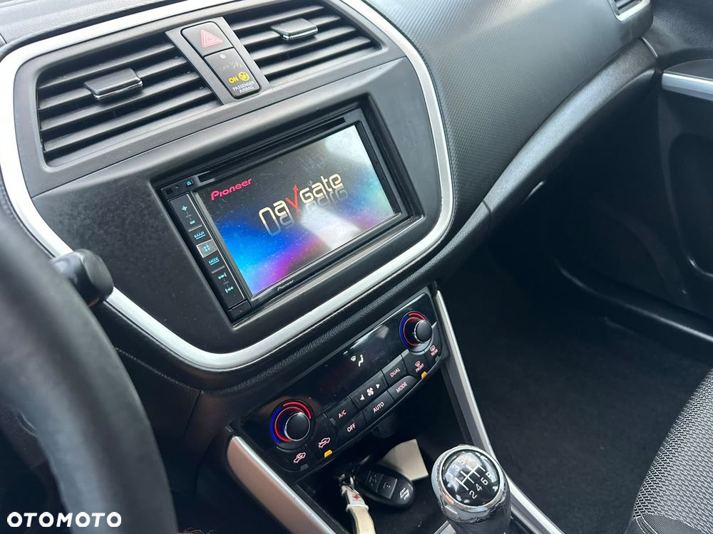 Suzuki SX4 S-Cross 1.6 DDiS Comfort - 16
