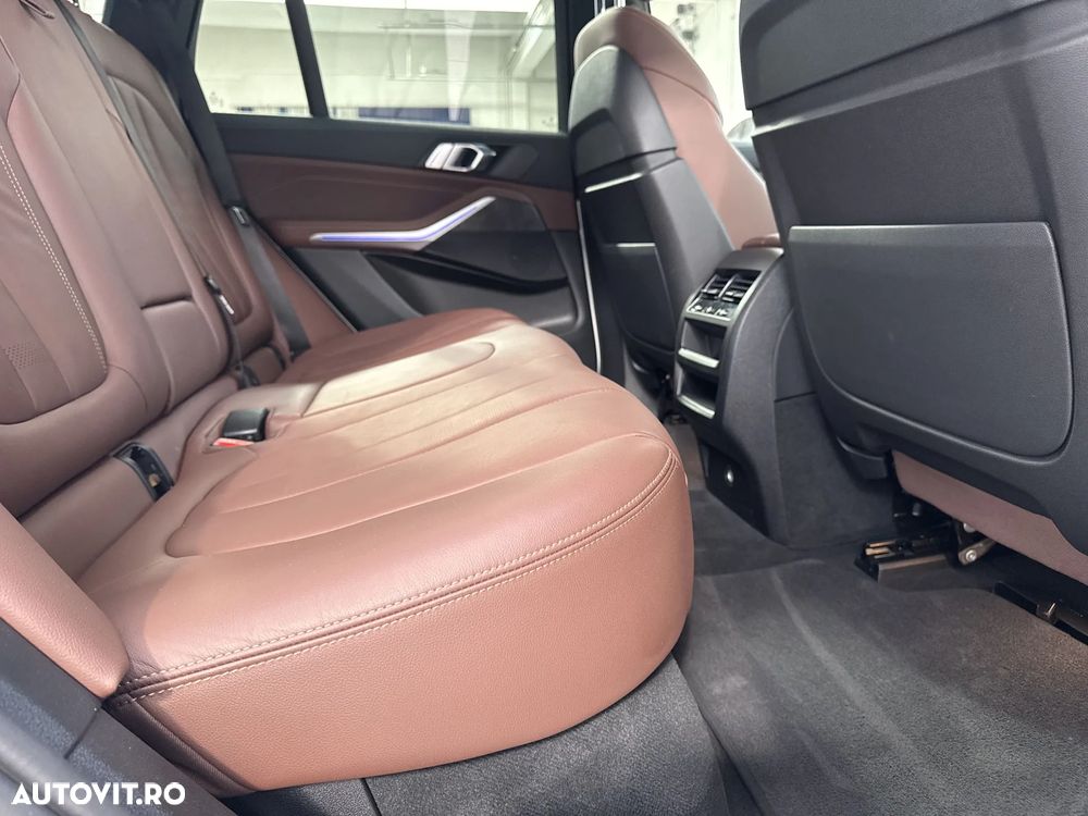 BMW X5 xDrive40i - 13