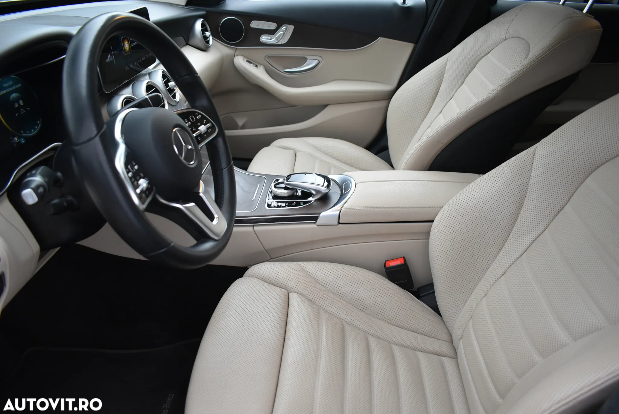 Mercedes-Benz C - 14