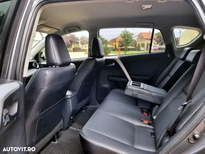 Toyota RAV4 2.5 4x2 Hybrid Executive - 11