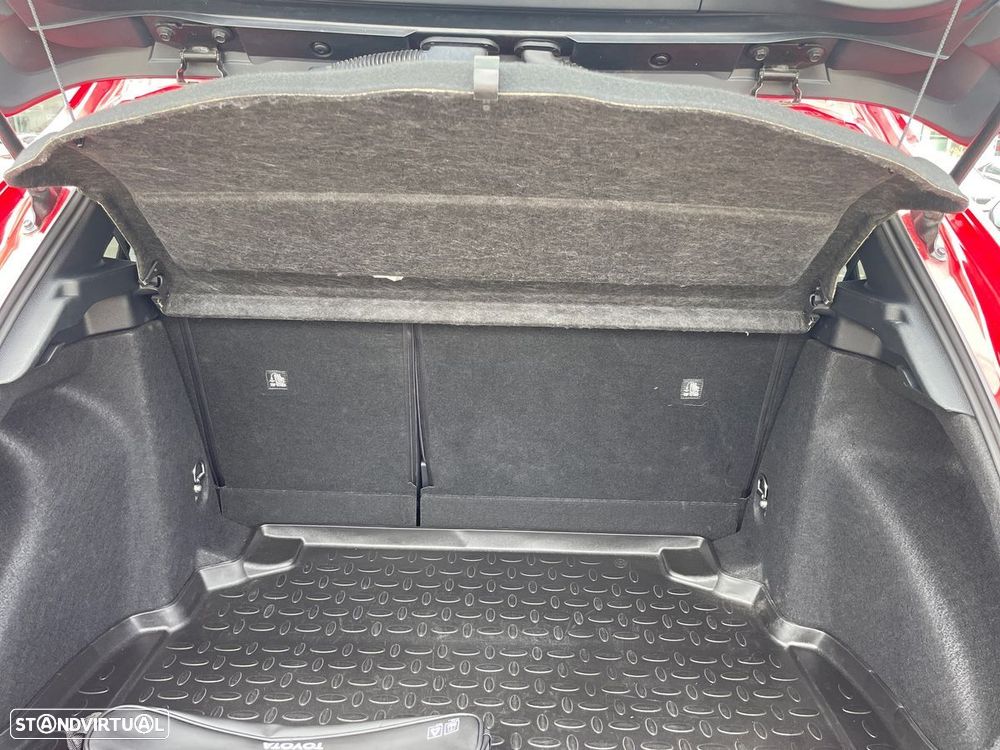 Toyota Corolla Touring Sports 2.0 Hybrid Comfort+P.Sport - 10