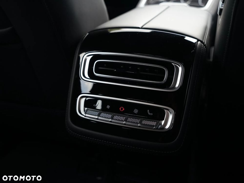 Omoda 9 1.5 Super Hybrid Exclusive AWD - 13