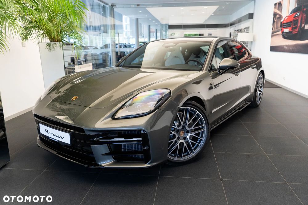 Porsche Panamera 4 E-Hybrid - 2