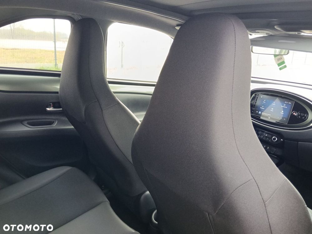 Toyota Aygo X - 12