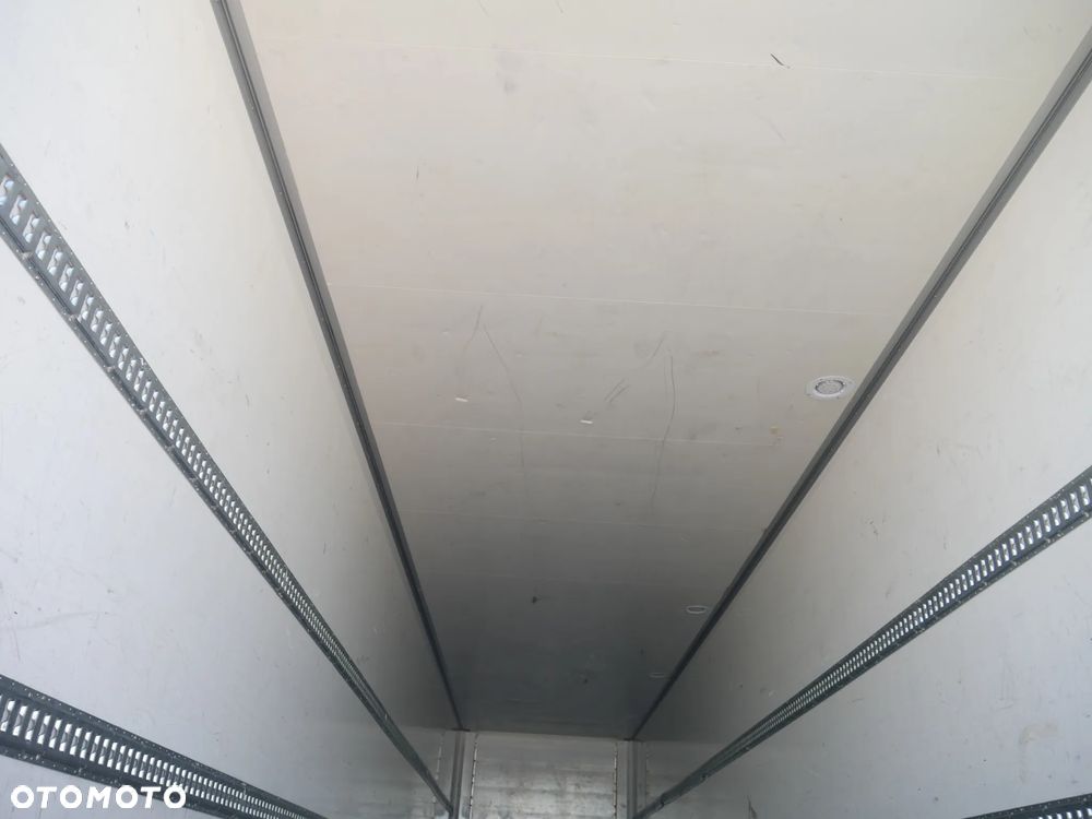 Kögel Koffer / Izoterma / TIP 564056 - 16