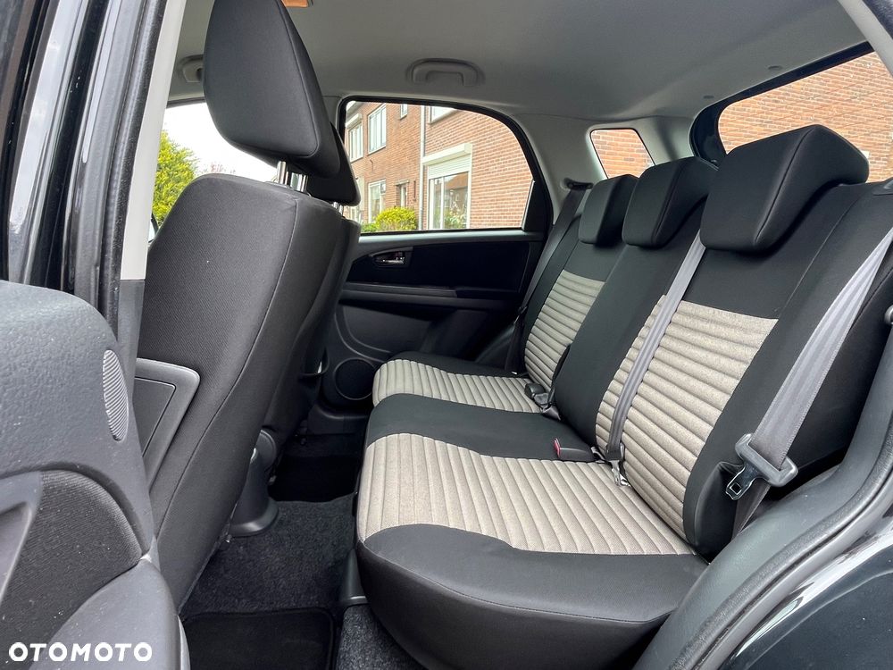 Fiat Sedici 1.6 16V 4x4 Luxury - 9