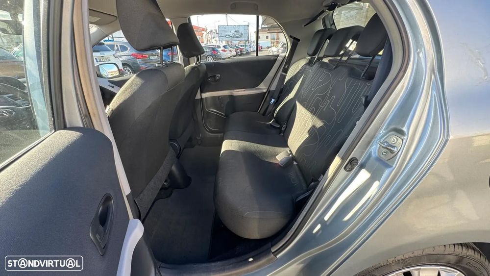 Toyota Yaris - 18