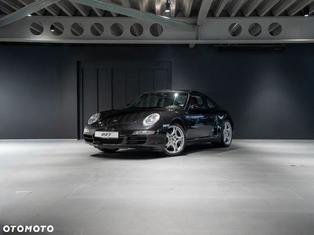 Porsche 911 Carrera 4 Tiptronic S - 1