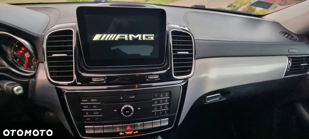 Mercedes-Benz GLE AMG Coupe 43 4-Matic - 33