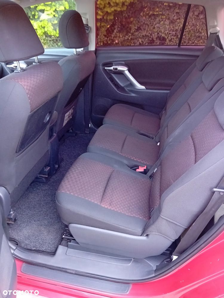 Toyota Verso - 10