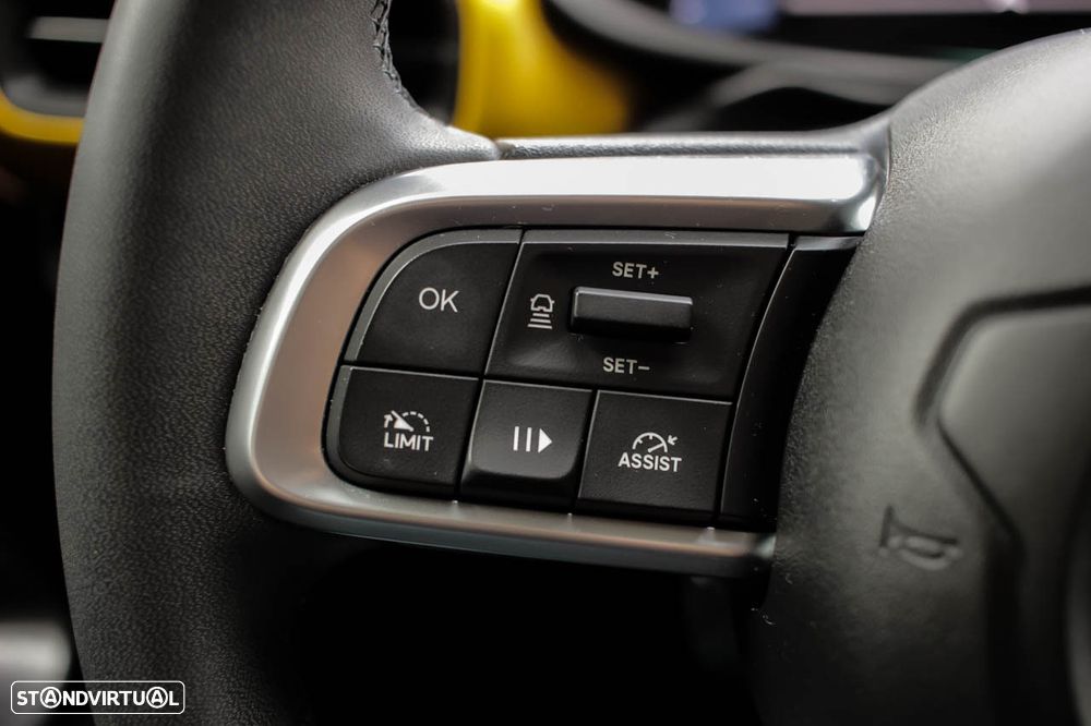 Jeep Avenger Summit - 21