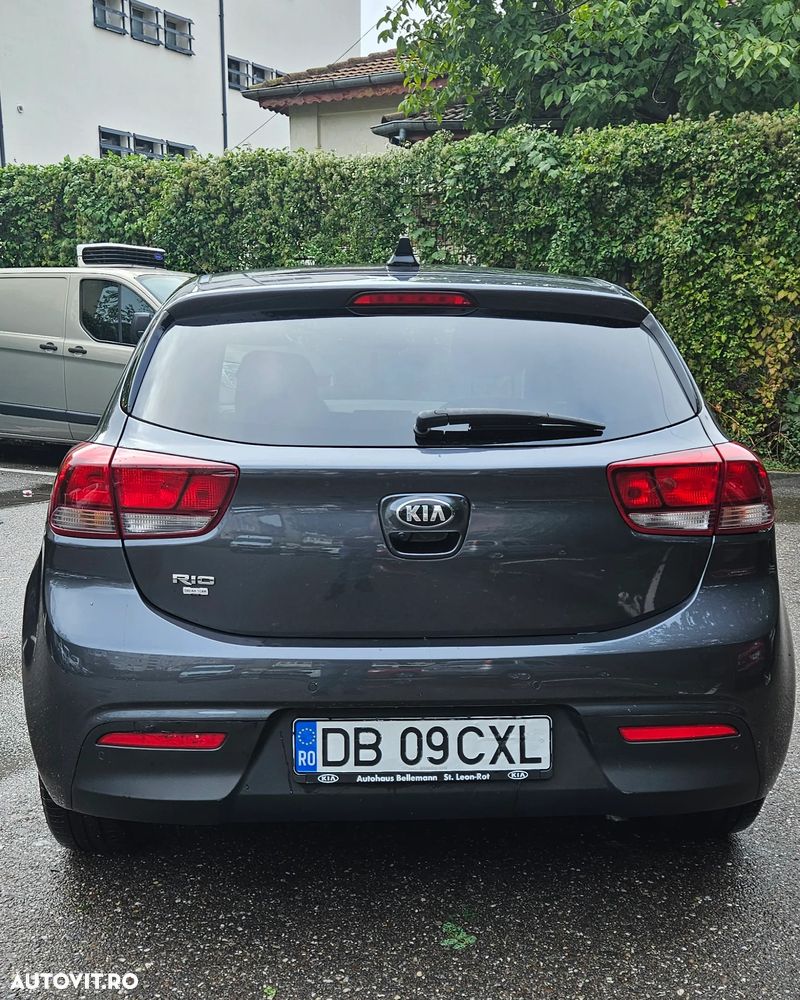 Kia Rio - 6