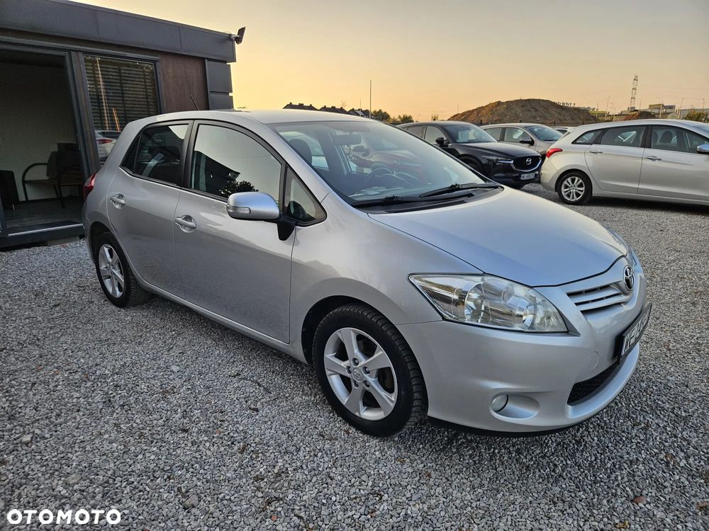 Toyota Auris 1.33 VVT-i Life - 12