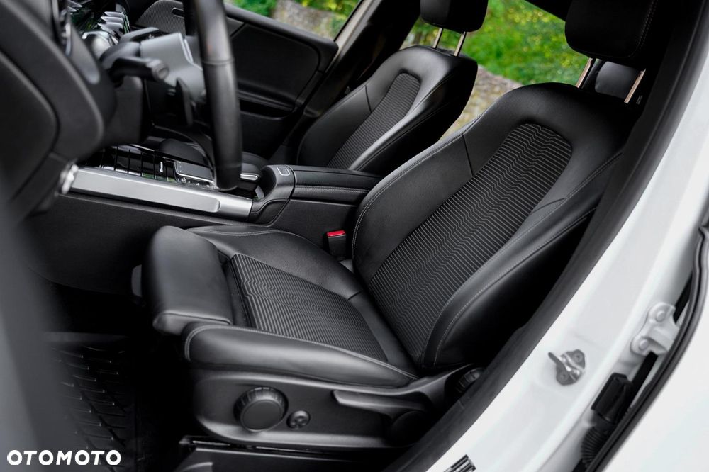 Mercedes-Benz GLB 200 d 8G-DCT Edition 1 - 20