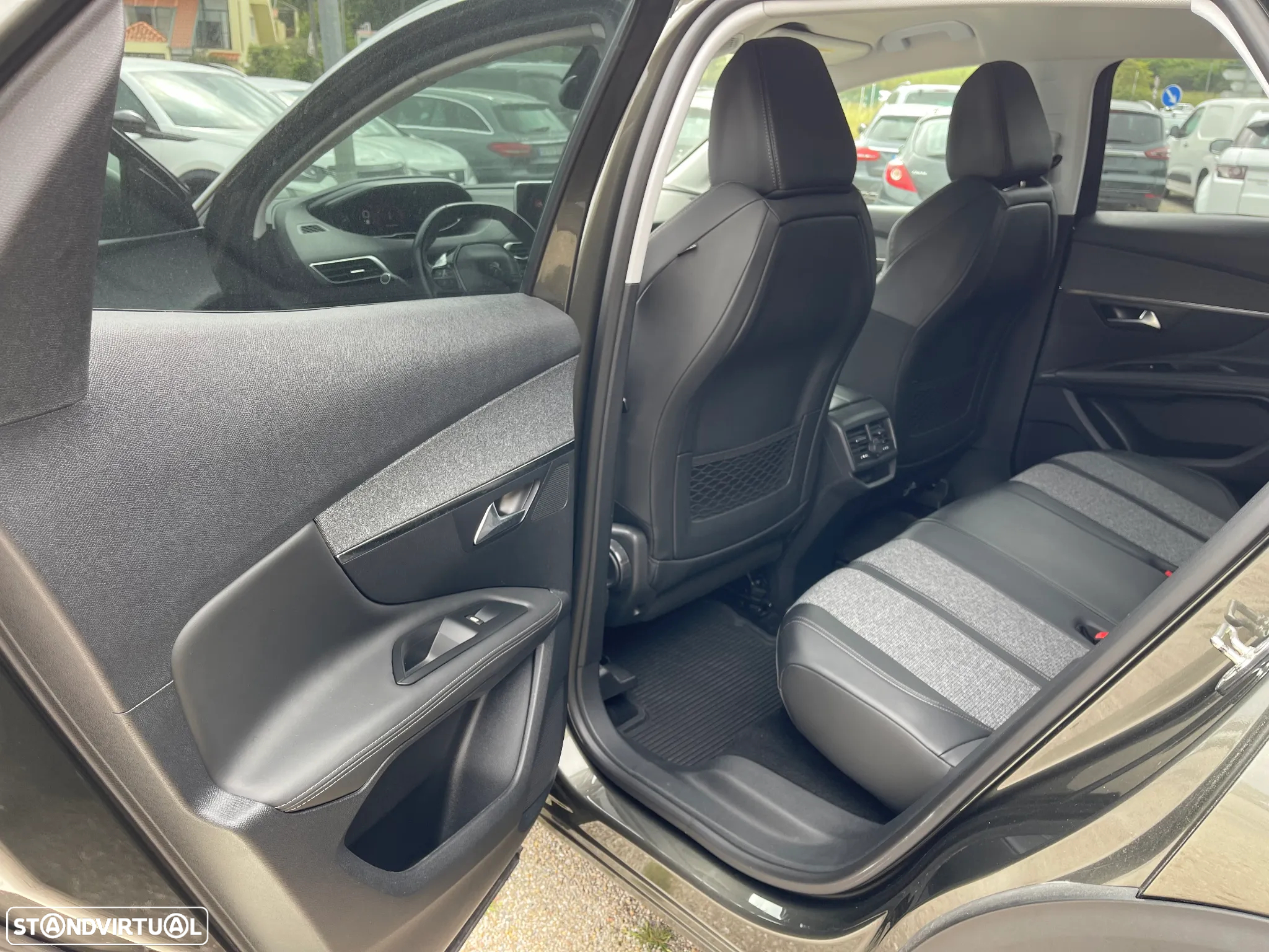Peugeot 3008 1.6 BlueHDi Allure - 13