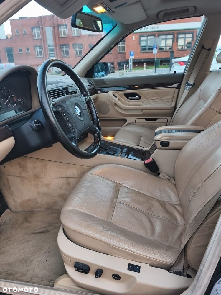 BMW Seria 7 730iL - 16