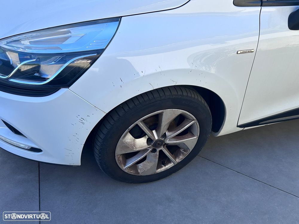 Renault Clio Sport Tourer 1.5 dCi Limited - 6