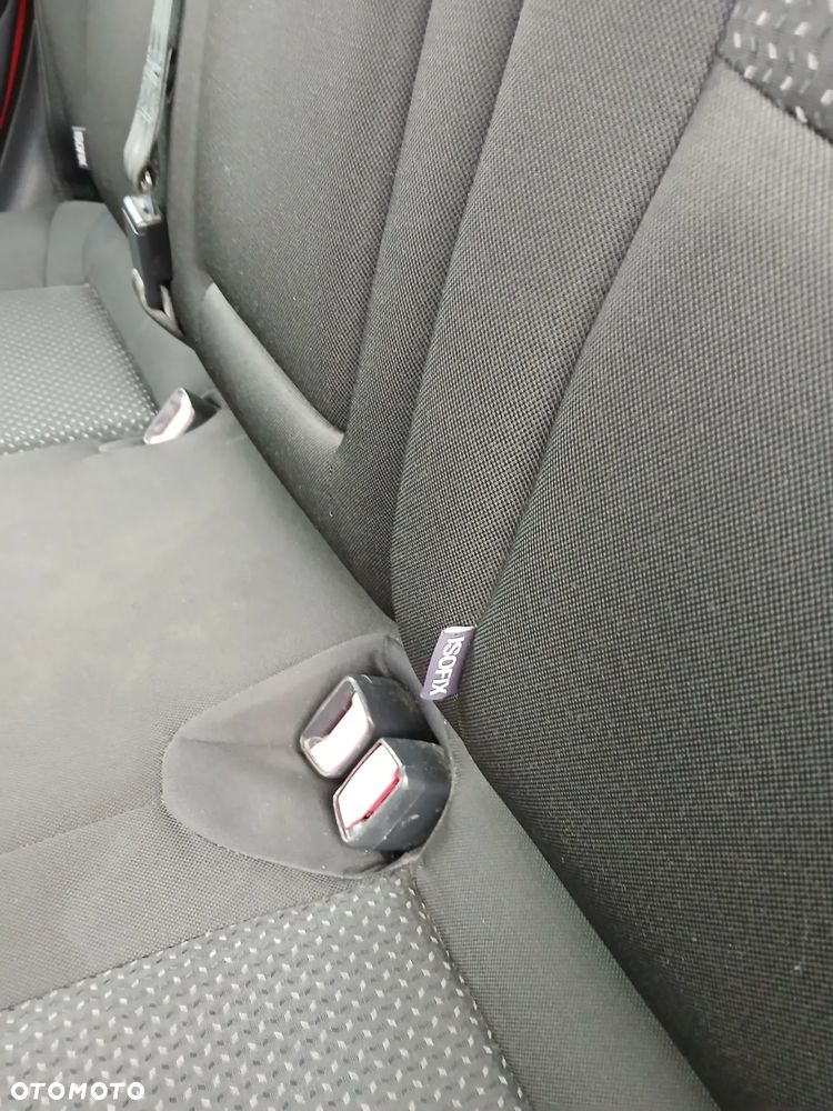 Hyundai i30 1.4 Classic + - 18