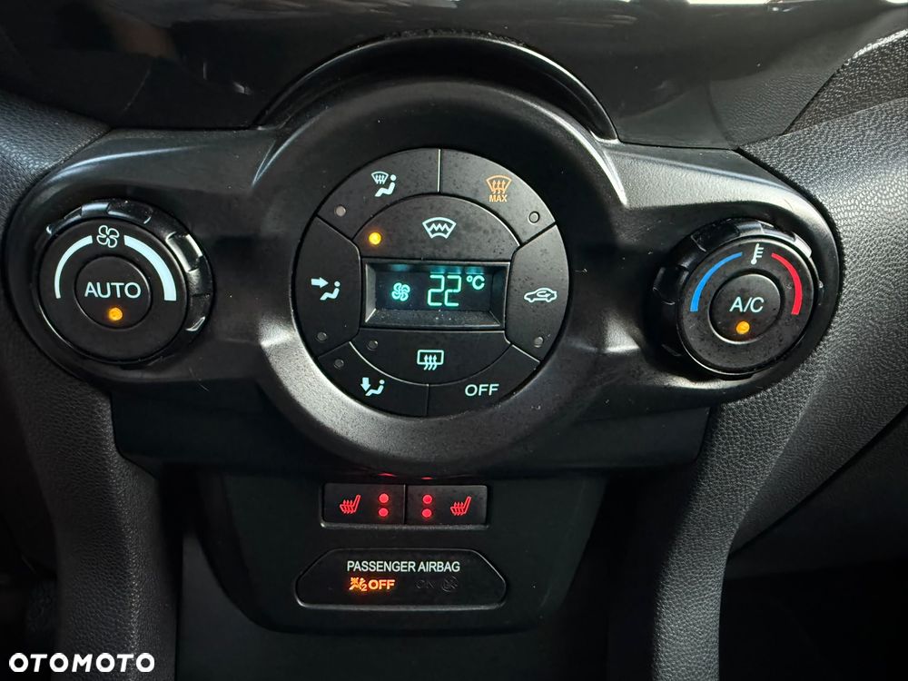 Ford EcoSport 1.0 EcoBoost TITANIUM - 29
