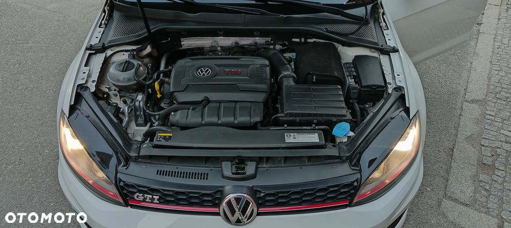Volkswagen Golf GTI BlueMotion Technology DSG - 10