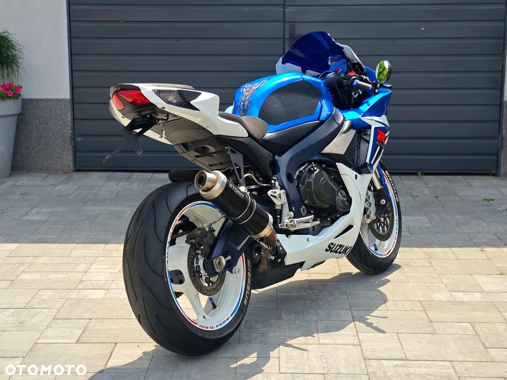 Suzuki GSX-R - 7