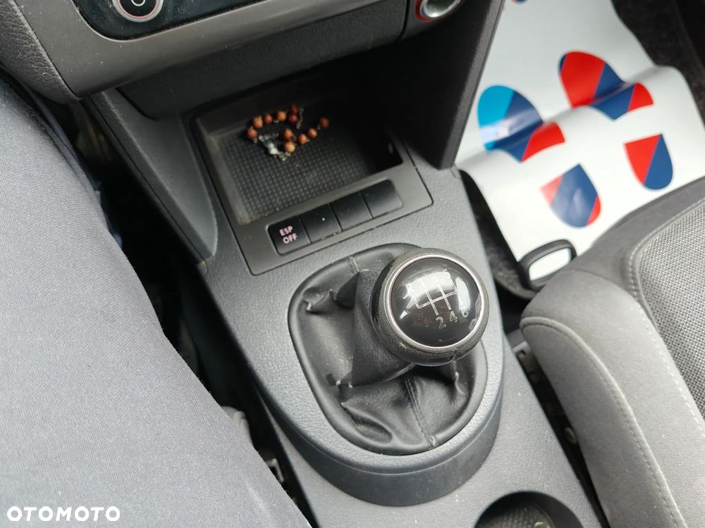 Volkswagen Touran ver-1-4-tsi-highline-perfectline - 24